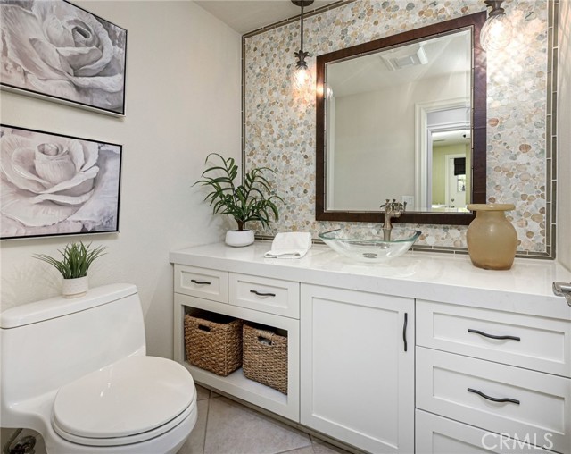 Detail Gallery Image 33 of 47 For 5555 Meadow Lake Ln, Yorba Linda,  CA 92887 - 3 Beds | 2/1 Baths