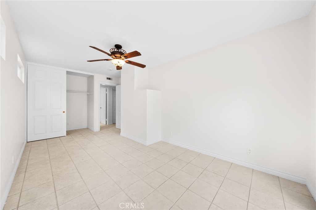 https://media.crmls.org/medias/d3d54c22-29f4-4d02-936d-b2e7ac4a76c2.jpg?preset=X-Large
