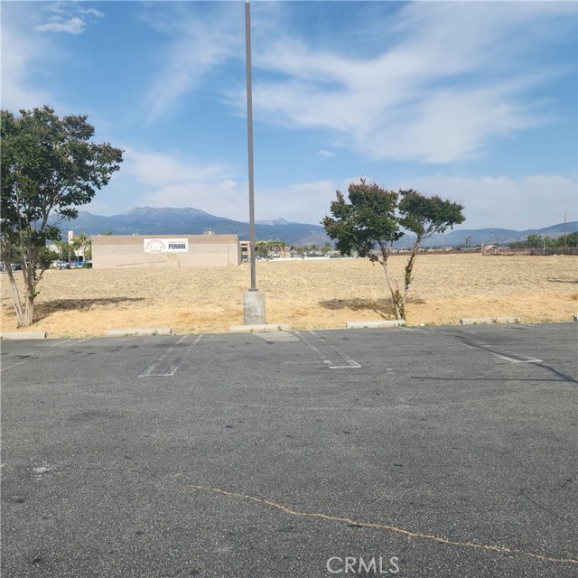 0 E Commonweaith Avenue, San Jacinto CA: https://media.crmls.org/medias/d3d6a3fb-840f-42c9-a722-6711753e6da6.jpg