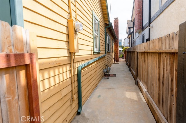 Side Yards are Paved Side Yards are Paved