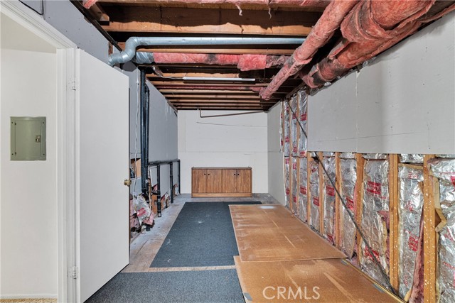 101 Rockledge Lane, Lake Arrowhead CA: https://media.crmls.org/medias/d3d76444-79bd-485b-b0f0-f1515fb5f5db.jpg