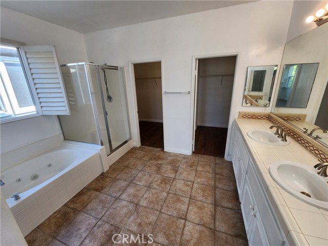 Detail Gallery Image 22 of 42 For 22344 Summer Holly Ave, Moreno Valley,  CA 92553 - 5 Beds | 4 Baths