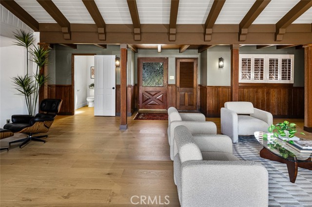 Image 8 of 53 For 1430 La Perla Avenue