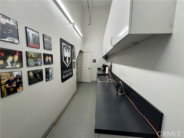 Image 11 of 30 For 38831 Pauba  