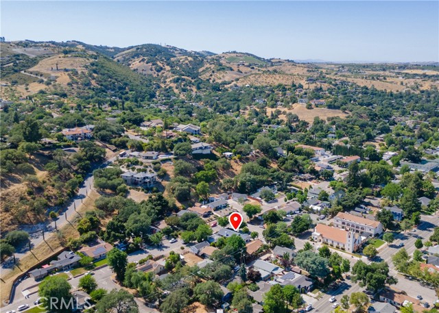 Detail Gallery Image 24 of 28 For 402 9th St, Paso Robles,  CA 93446 - 3 Beds | 2 Baths