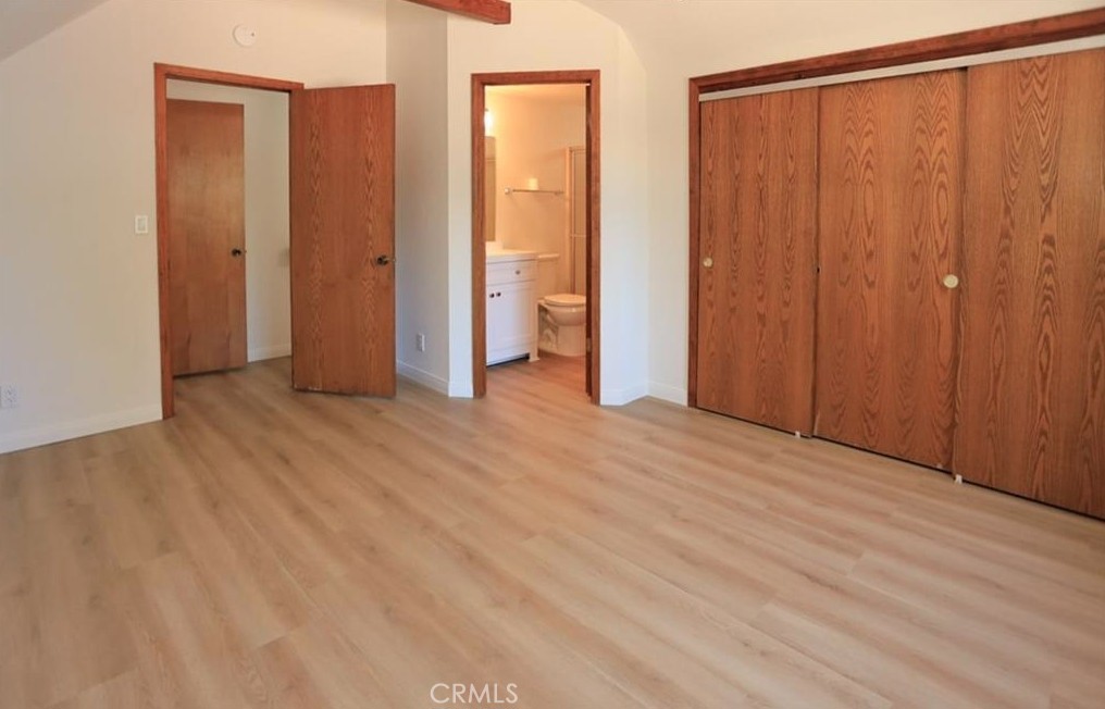 https://media.crmls.org/medias/d3d8f0ef-7710-4139-8679-51aa352ddf01.jpg?preset=X-Large