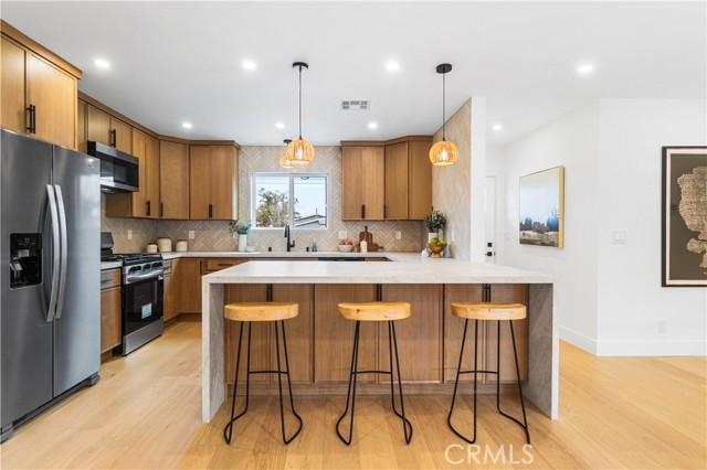 Detail Gallery Image 13 of 50 For 2642 Loftyview, Torrance,  CA 90505 - 3 Beds | 2/1 Baths