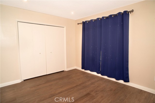 Detail Gallery Image 10 of 13 For 8556 Kelvin Ave, Winnetka,  CA 91306 - 3 Beds | 2 Baths