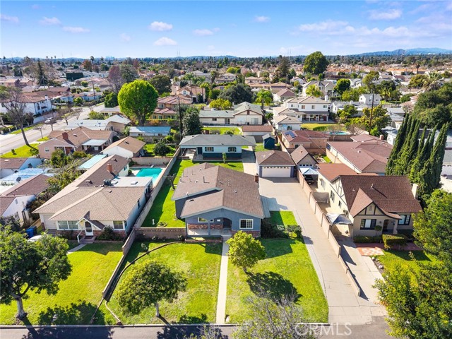 Image 7 of 70 For 6117 Loma Avenue