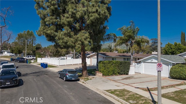 Detail Gallery Image 47 of 48 For 17149 Donmetz, Granada Hills,  CA 91344 - 4 Beds | 2 Baths