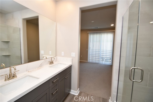 Detail Gallery Image 17 of 40 For 1487 Skyline Lane, San Pedro,  CA 90732 - 3 Beds | 3/1 Baths