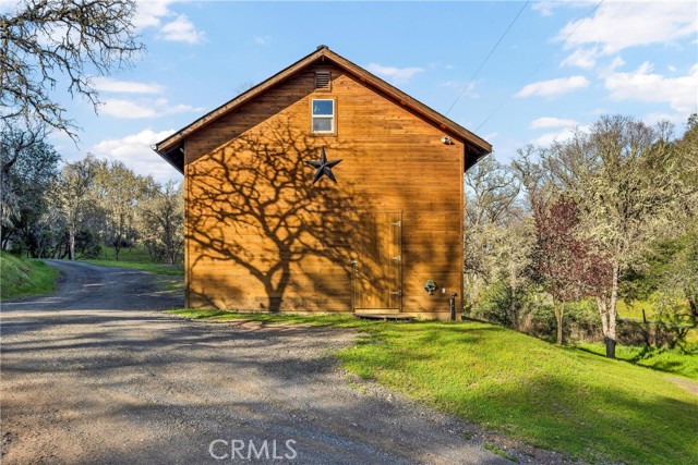 Detail Gallery Image 11 of 49 For 5963 Eickhoff Rd, Lakeport,  CA 95453 - 4 Beds | 2 Baths