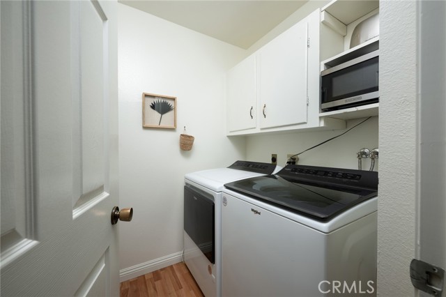 5927 E Creekside Avenue, Orange CA: https://media.crmls.org/medias/d3dd5583-9ca6-4b3f-abc6-21a8bafa6739.jpg
