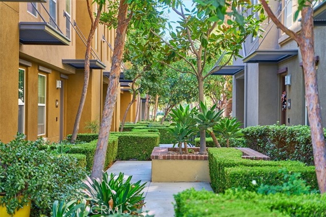 Detail Gallery Image 35 of 39 For 303 Market Ct, Fullerton,  CA 92832 - 3 Beds | 3 Baths