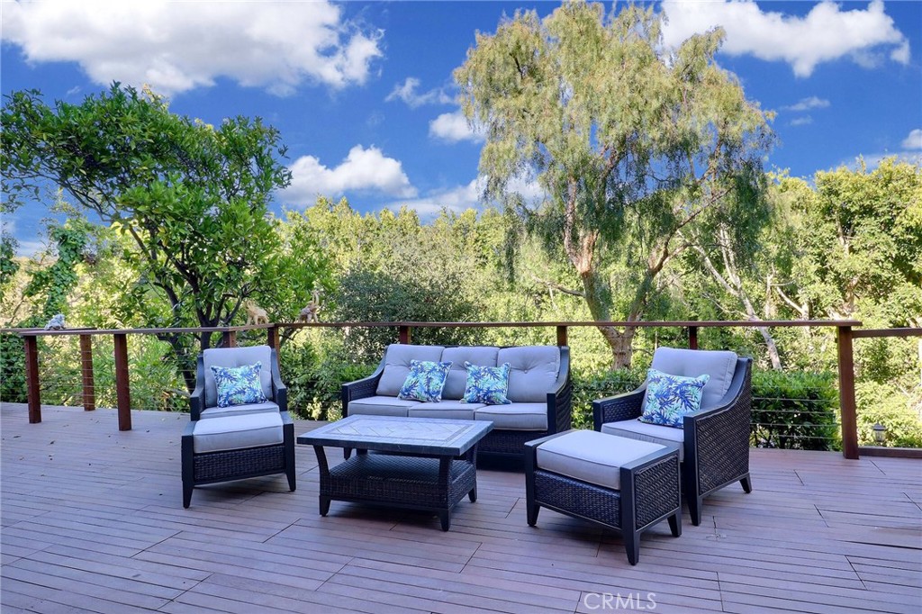 MLS #WS25153368 img 59