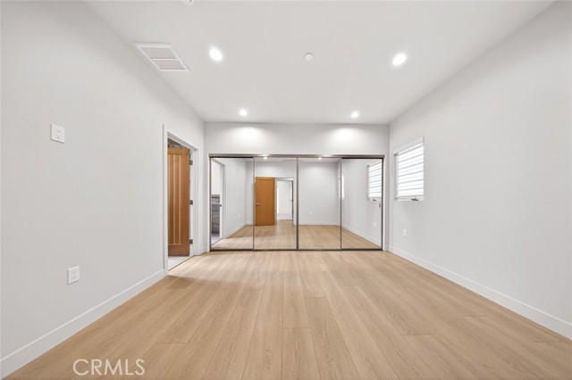 Detail Gallery Image 7 of 31 For 8334 Calvin Ave, Northridge,  CA 91324 - 2 Beds | 3 Baths