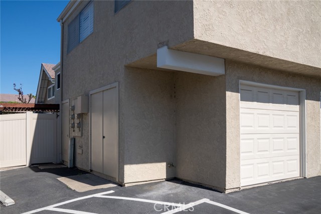 54 Oval Road, Irvine CA: https://media.crmls.org/medias/d3df7896-d967-4e3d-b392-b864c52ffa94.jpg