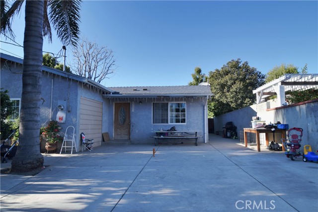 Detail Gallery Image 4 of 28 For 14807 Oro Grande, Sylmar,  CA 91342 - 5 Beds | 3 Baths