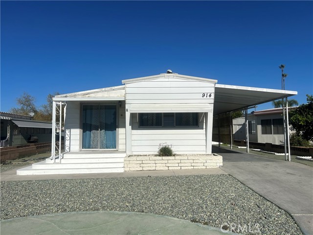 Detail Gallery Image 3 of 17 For 914 W Johnston, Hemet,  CA 92543 - 2 Beds | 1 Baths