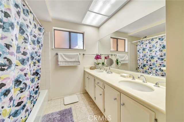 11830 Killimore Avenue, Porter Ranch CA: https://media.crmls.org/medias/d3e139f5-db79-43a1-858d-2e979c9be613.jpg