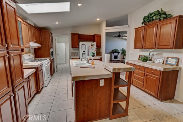 Detail Gallery Image 12 of 51 For 9850 Garfield #35,  Huntington Beach,  CA 92646 - 3 Beds | 2 Baths