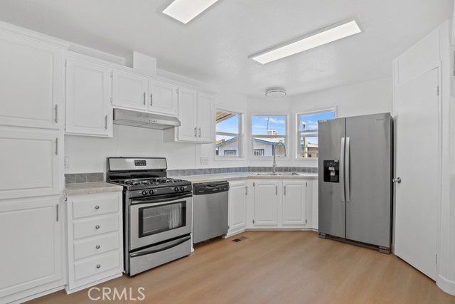 Front Image Thumbnail for CRCV26038781