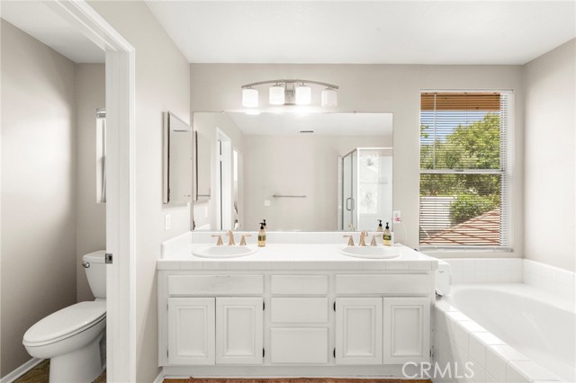 32211 Camino Nunez, Temecula CA: https://media.crmls.org/medias/d3e282b5-108d-447a-9be0-2098eb7fc1b0.jpg
