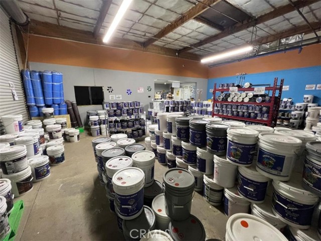 0, Riverside CA: https://media.crmls.org/medias/d3e28795-0ea9-4f17-bc58-7cb9d041e0b4.jpg