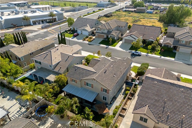 7462 Silver Saddle Court, Eastvale CA: https://media.crmls.org/medias/d3e2da8d-8f87-4b83-9a3e-50dd11de91b5.jpg