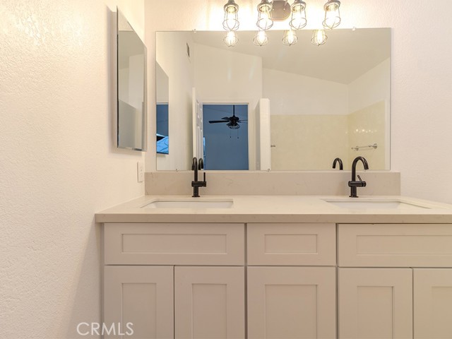 Detail Gallery Image 25 of 34 For 23103 Coffee Berry Cir, Corona,  CA 92883 - 4 Beds | 2 Baths