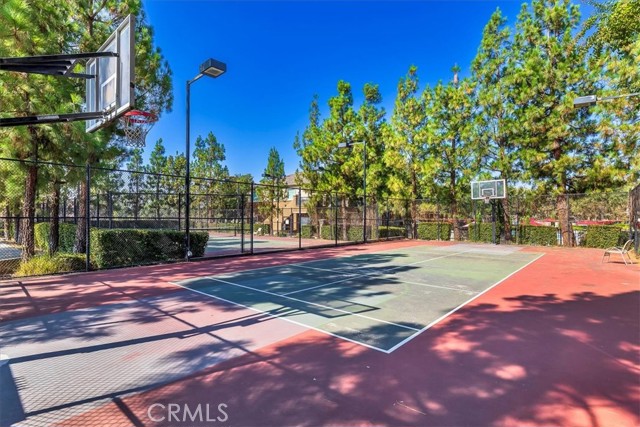 Detail Gallery Image 40 of 54 For 16040 Jamie Ln #8,  Fontana,  CA 92336 - 3 Beds | 2 Baths