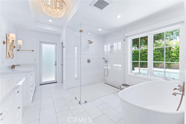 Detail Gallery Image 27 of 66 For 1879 Tahiti Dr, Costa Mesa,  CA 92626 - 4 Beds | 3/1 Baths