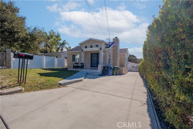 6436 Day Street, Tujunga CA: https://media.crmls.org/medias/d3e4aa19-d5cd-4d6d-8a7b-c9238f67e1bc.jpg