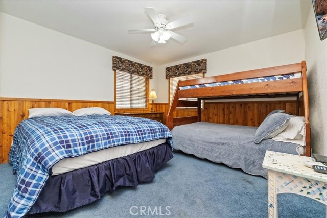 42784 Edelweiss Drive, Big Bear Lake CA: https://media.crmls.org/medias/d3e59a5c-ba25-438b-ade1-61d6a36d586b.jpg