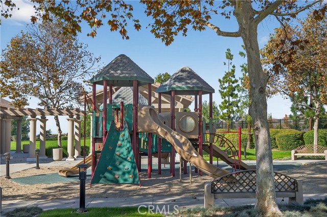 Detail Gallery Image 29 of 30 For 16154 Skyridge Dr, Riverside,  CA 92503 - 5 Beds | 3/1 Baths