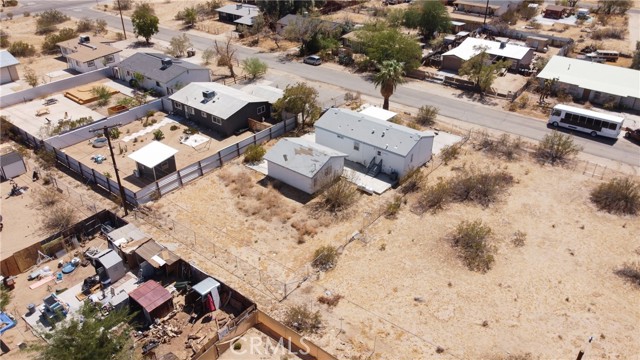 Detail Gallery Image 21 of 27 For 64838 Tonto Dr, Joshua Tree,  CA 92252 - 3 Beds | 2 Baths