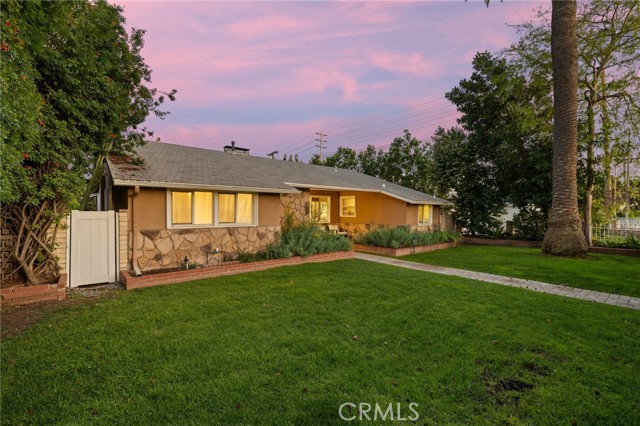 Detail Gallery Image 29 of 39 For 5208 Woodman, Sherman Oaks,  CA 91401 - 4 Beds | 3 Baths