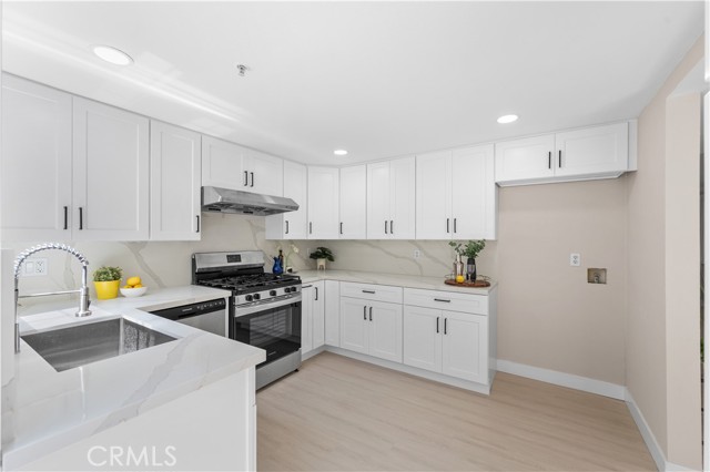 Detail Gallery Image 8 of 36 For 150 Diamond St #B,  Arcadia,  CA 91006 - 4 Beds | 2/1 Baths