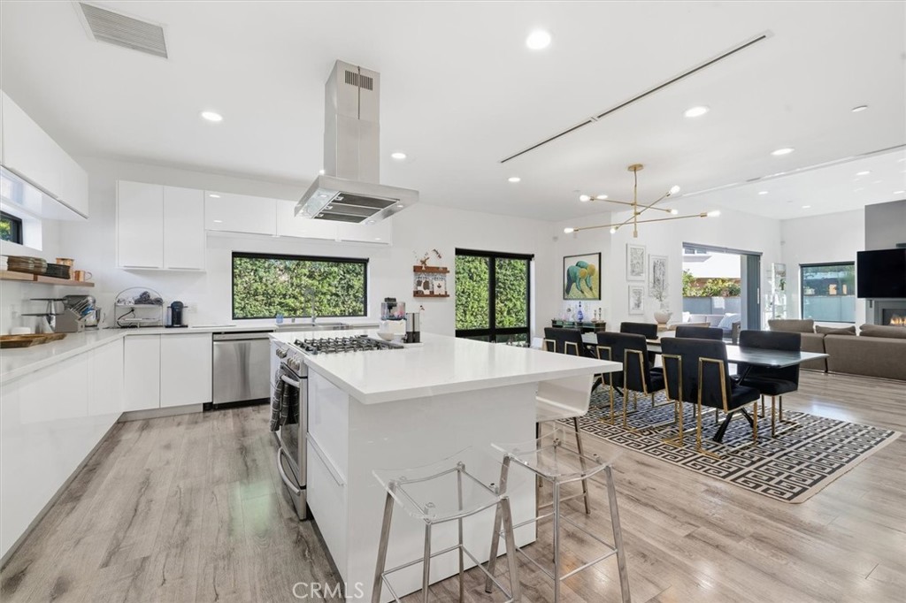 MLS #SB25275108 image #9