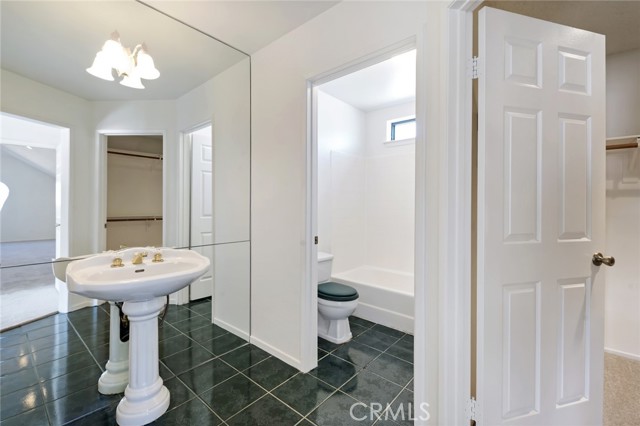 19229 Pine, Apple Valley CA: https://media.crmls.org/medias/d3e8d559-65e7-43e7-87d1-80320466a6cf.jpg
