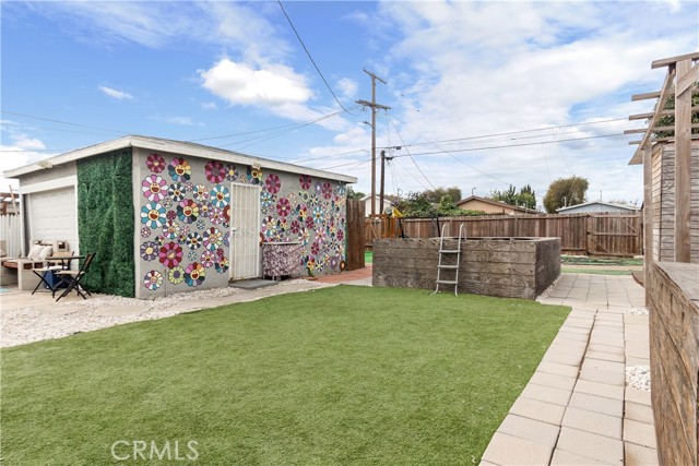 Detail Gallery Image 19 of 29 For 10823 Weigand Avenue, Los Angeles,  CA 90059 - 3 Beds | 1 Baths