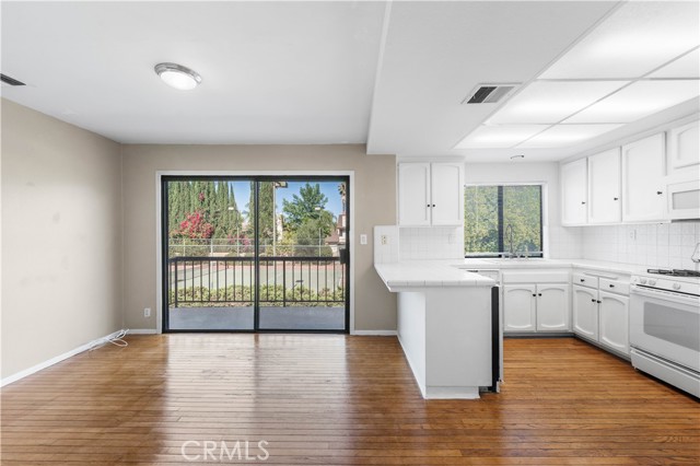 Detail Gallery Image 25 of 59 For 22525 Sherman Way #1201,  West Hills,  CA 91307 - 3 Beds | 2/1 Baths