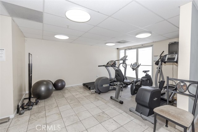 11124 Burbank Boulevard, North Hollywood CA: https://media.crmls.org/medias/d3e9f04f-f0a6-436f-b4ee-e187db9aaa09.jpg