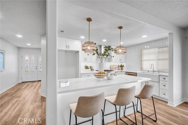 28103 Espinoza, Mission Viejo CA: https://media.crmls.org/medias/d3eaa606-c25a-4f83-b5d2-dcb86097a223.jpg
