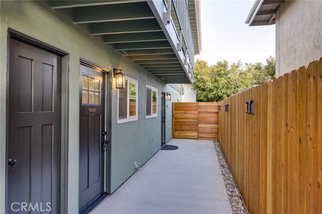 211 Avenida Serra, San Clemente CA: https://media.crmls.org/medias/d3eb2a54-8393-4080-abc5-923095737bbf.jpg