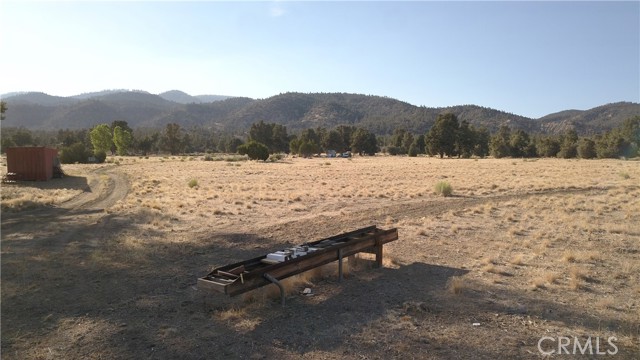 16469 Curtis Trail, Frazier Park CA: https://media.crmls.org/medias/d3ec0f05-c878-45b7-8a21-f4c6899edb61.jpg