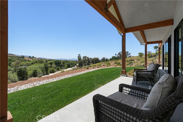 Detail Gallery Image 5 of 74 For 38721 Calle De Toros, Temecula,  CA 92592 - 5 Beds | 4 Baths