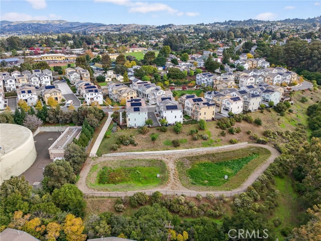 Detail Gallery Image 60 of 67 For 1303 Antonella, Hayward,  CA 94541 - 3 Beds | 3/1 Baths