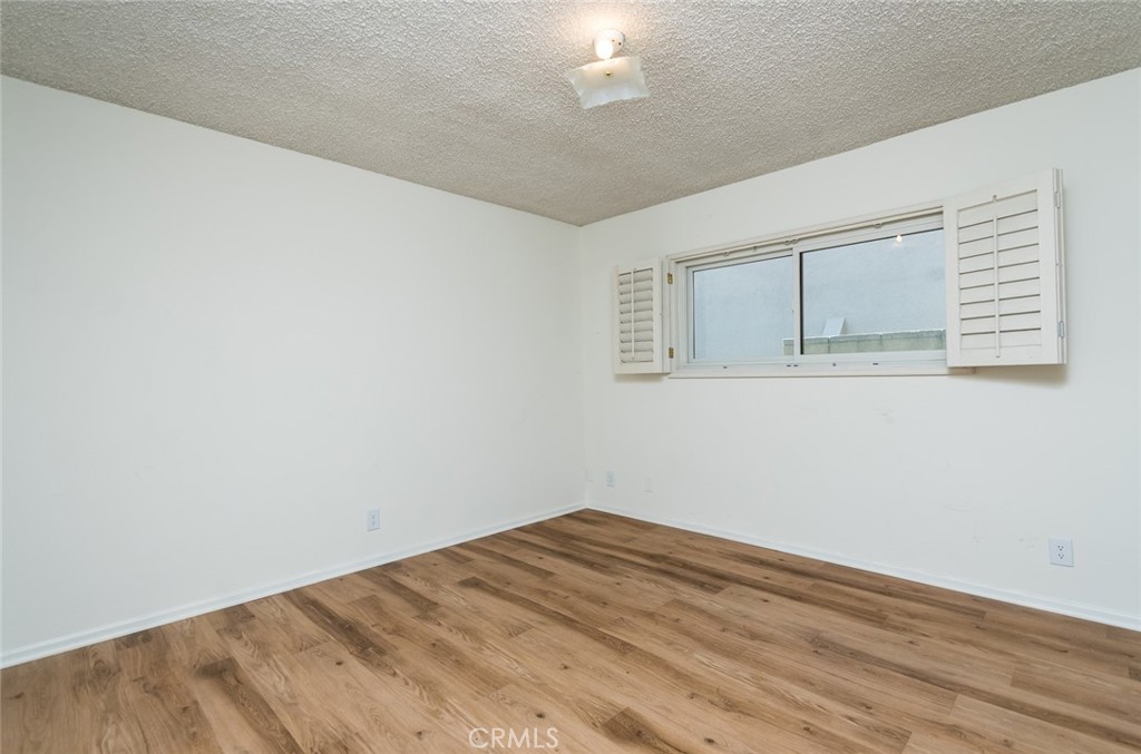 303 S Kenneth RoadBurbank img 27
