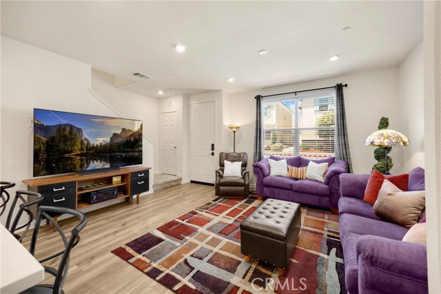 1095 W Buttercup Lane, Rialto CA: https://media.crmls.org/medias/d3ecb991-6145-4ae6-a703-cc185495d9a2.jpg